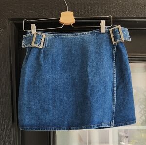 VTG‎ 90s GUESS Buckle Wrap Denim Skirt